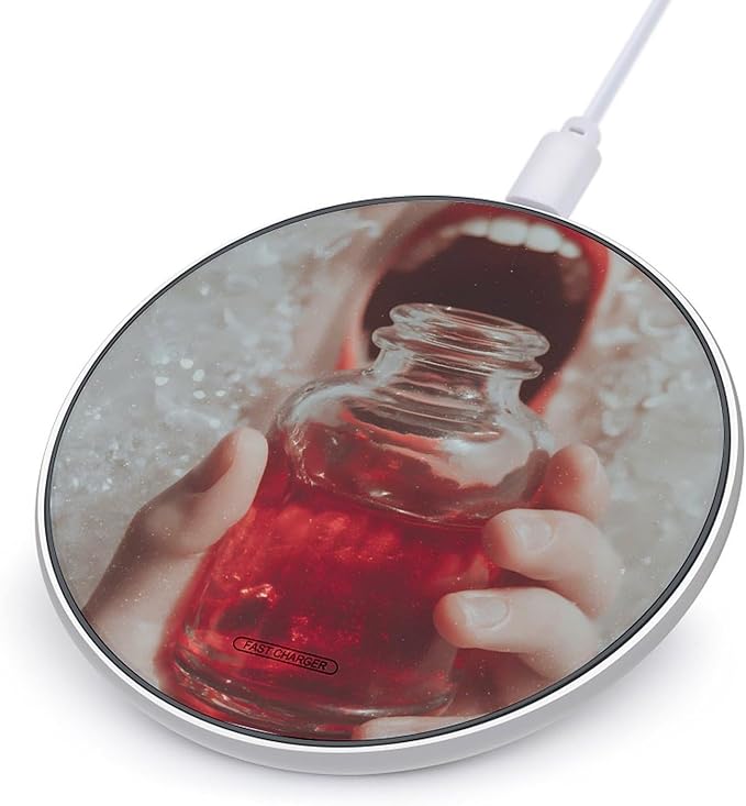 Woman Open Mouth Drinking Phone Charger Magnetic Charging Pad Anti-Slip with USB Cable