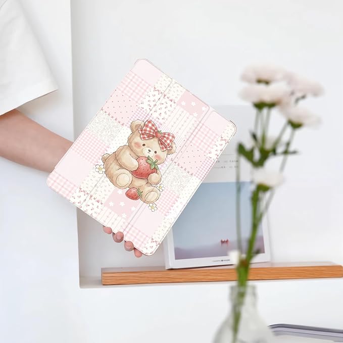 Cute Kawaii Bear Grid for iPad Pro 11 Inch Case 4th/3rd/2nd Generation 2022/2021/2020 with Pencil Holder Auto Sleep/Wake Pink Leather Soft TPU Back Cover