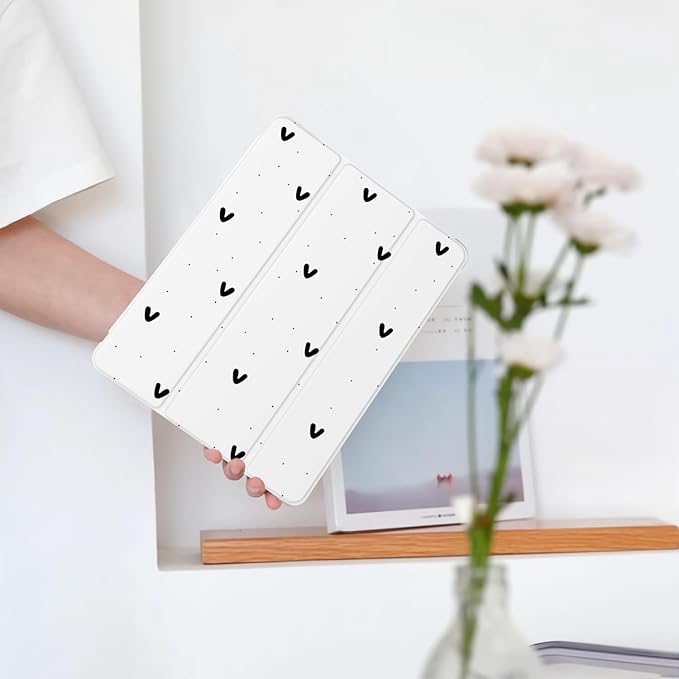 Cute Black Love Heart for iPad Air5/Air4 Case with Pencil Holder Auto Sleep/Wake White Leather Soft TPU Back Cover for iPad 10.9 Inch 2022/2020