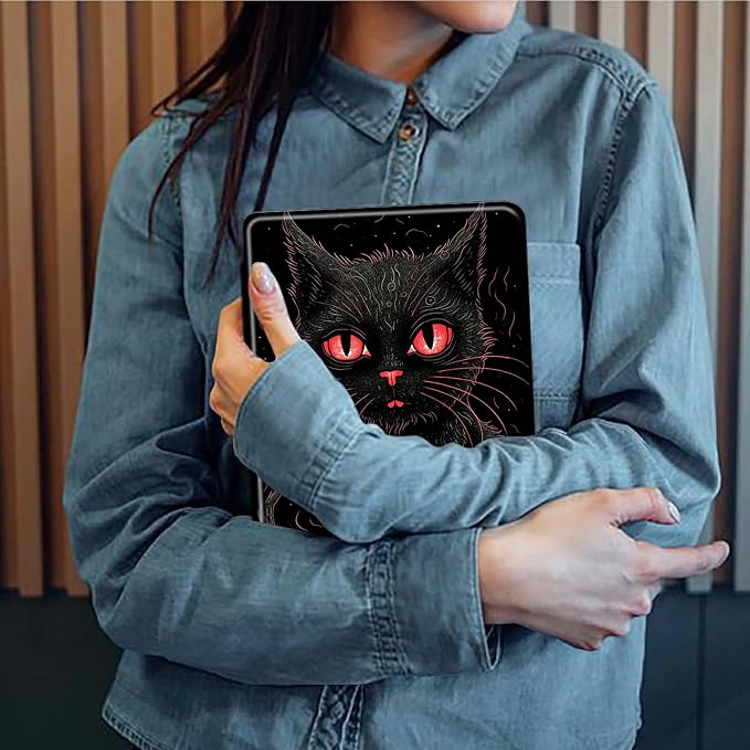 Black Cat Red Eyes