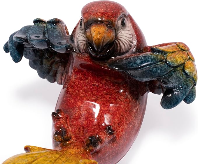 Red-Parrot