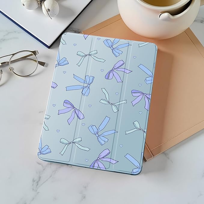 Idocolors Case for iPad 11 inch (A16 Chip) 2025 Generation 11th / iPad 10.9 inch 2022 10th Gen Built-in Pencil Holder with Soft TPU Shockproof Back Shell Auto Wake/Sleep Blue Bow-Pink