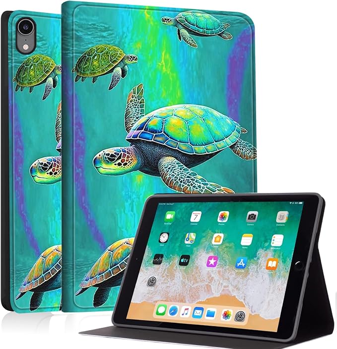 Swimming Sea Turtle