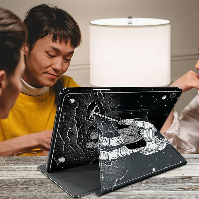 Astronaut on the Moon