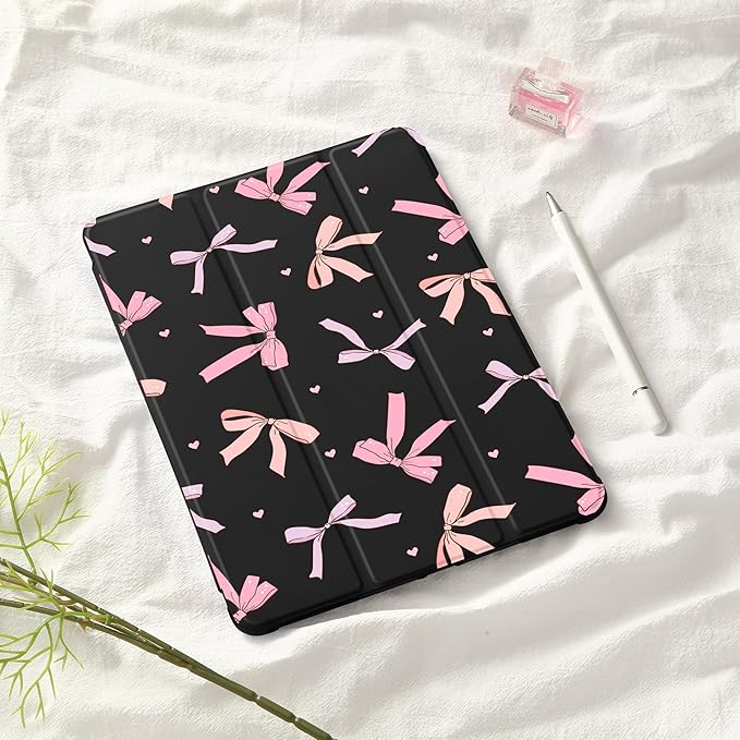 Idocolors Case for iPad 11 inch (A16 Chip) 2025 Generation 11th / iPad 10.9 inch 2022 10th Gen Built-in Pencil Holder with Soft TPU Shockproof Back Shell Auto Wake/Sleep Pink Bows-Black