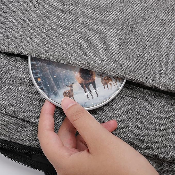 Deer Snowy Forests Mountain Wireless Charger Anti-Slip Wireless Charging Pad Slim Charger Mat for Men Women