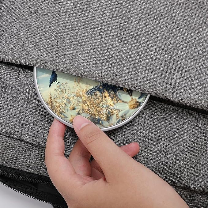 Blue Eyes Crow Wireless Charger Anti-Slip Wireless Charging Pad Slim Charger Mat for Men Women