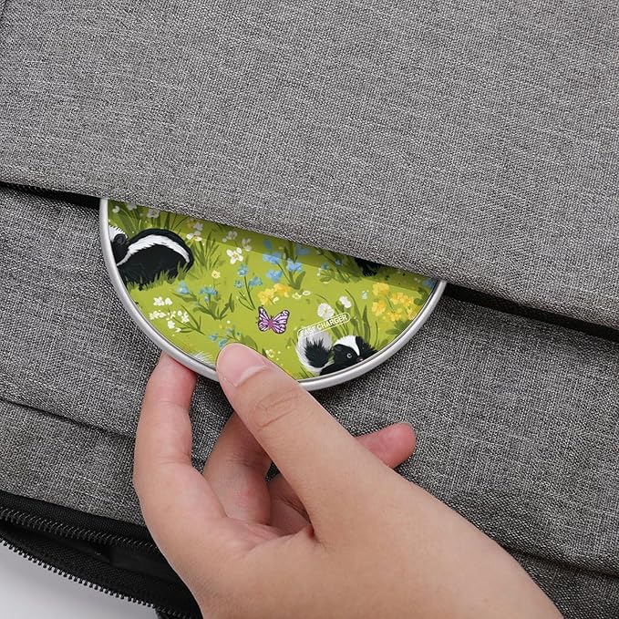 Skunks Flowers Fast Portable Charger 10W Funny Graphic Phone Charging Pad with USB Cable
