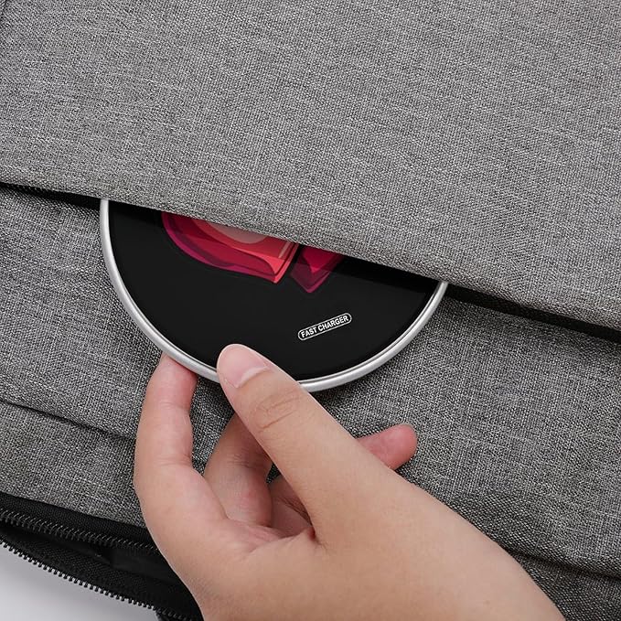 Red Heart Print Wireless Charger Anti-Slip Wireless Charging Pad Slim Charger Mat for Men Women